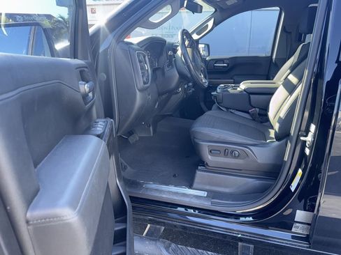 Used 2021 Chevrolet Silverado 1500 RST image 7