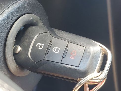 Used 2022 Ford Maverick XLT image 35