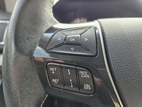 Used 2017 Ford Explorer Platinum AWD/4WD image 11