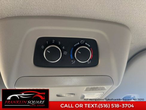 Used 2025 Ford Transit 350 XLT image 31