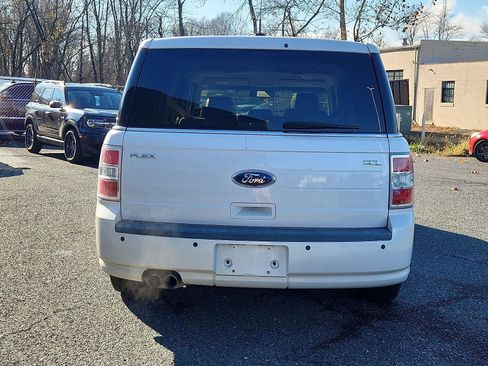 Used 2011 Ford Flex SEL w/ Rapid Spec Order Code image 5