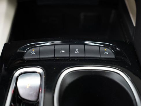 Used 2021 Buick Envision Preferred FWD image 22