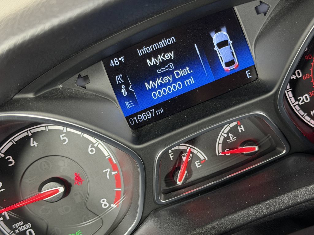 Used 2018 Ford Focus ST FWD image 38