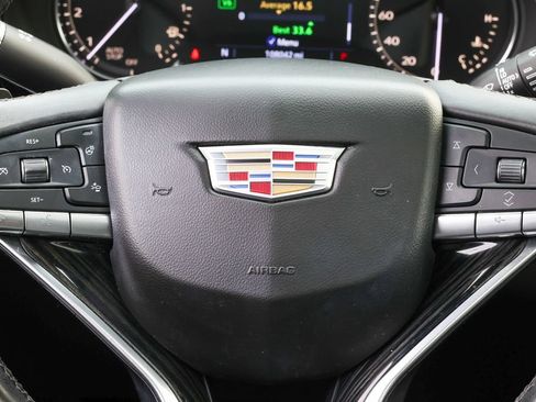 Used 2020 Cadillac XT6 Premium Luxury FWD image 12