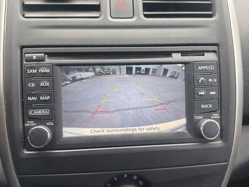 Used 2016 Nissan Versa FWD image 10