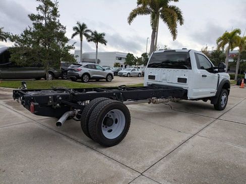 Certified 2024 Ford F550 4x4 Regular Cab Super Duty image 4