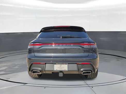 Used 2025 Porsche Macan AWD/4WD image 10