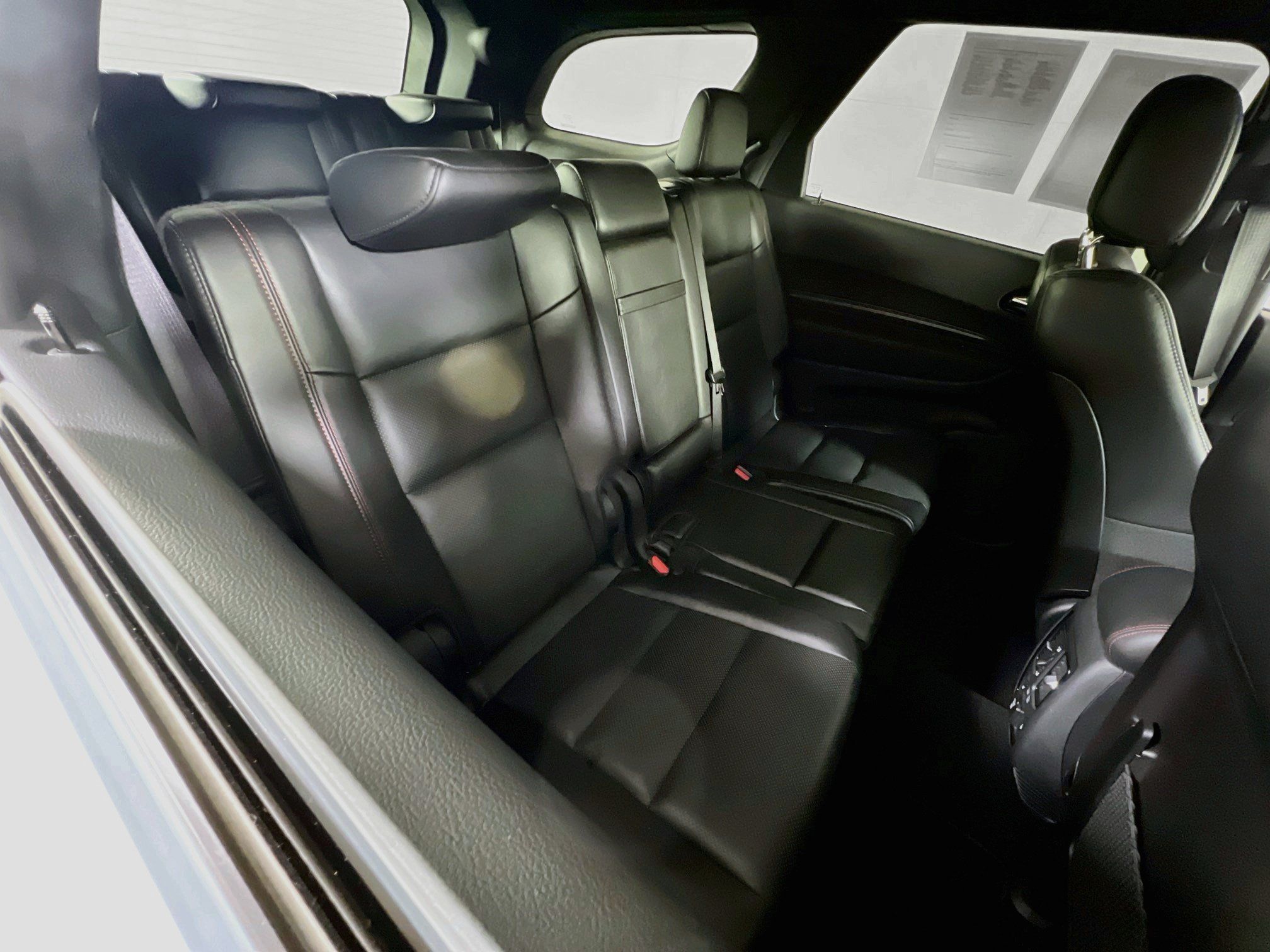 Used 2023 Dodge Durango R/T w/ Tow 'N Go Package AWD/4WD image 28