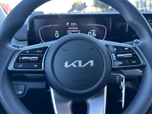 Certified 2026 Kia Seltos LX image 35