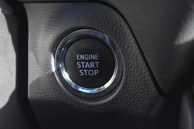 Used 2025 Toyota RAV4 XLE AWD/4WD image 26