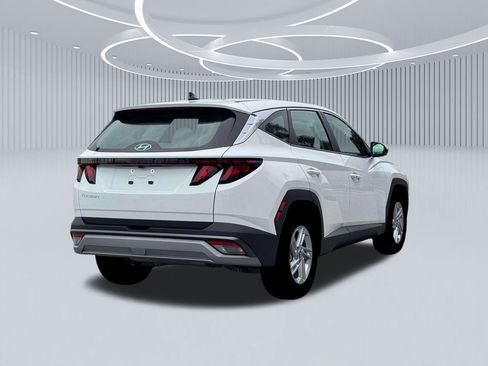 New 2026 Hyundai Tucson SE image 7