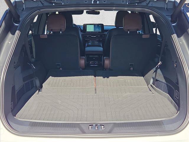 Used 2026 Lincoln Aviator Reserve w/ Illumination Package RWD image 6