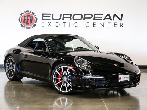 Used 2013 Porsche 911 Carrera S RWD image 3