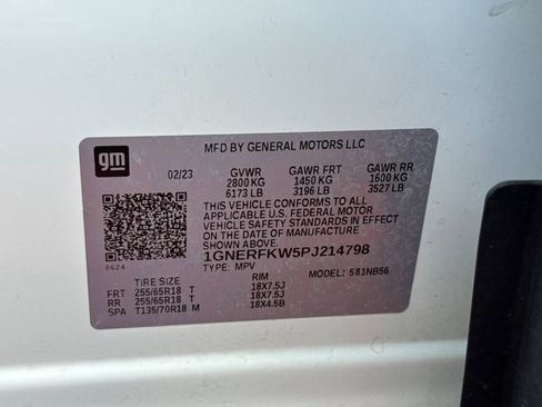 Used 2023 Chevrolet Traverse LS w/ Safety Package FWD image 22