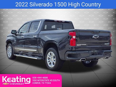 Used 2022 Chevrolet Silverado 1500 High Country w/ High Country Premium Package RWD image 2