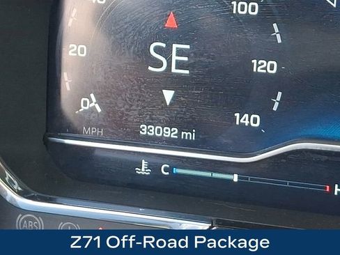 Used 2023 Chevrolet Silverado 1500 LT w/ Z71 Off-Road Package image 6