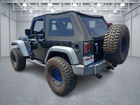 Used 2012 Jeep Wrangler Sport AWD/4WD image 3