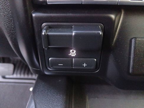 Used 2021 GMC Sierra 1500 AT4 w/ AT4 Premium Package AWD/4WD image 10