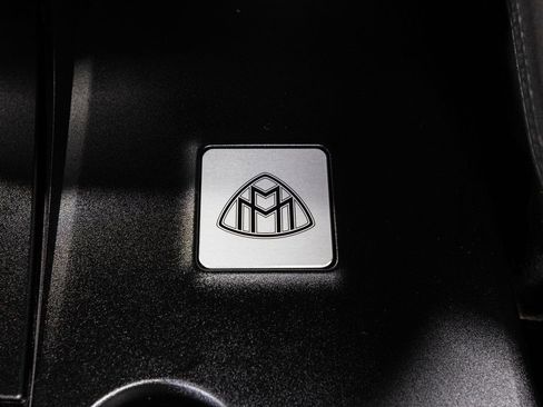 Used 2024 Mercedes-Benz Maybach GLS 600 4MATIC image 38