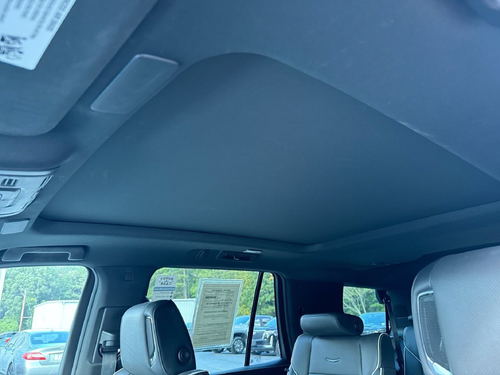 Used 2024 Cadillac Escalade Premium Luxury AWD/4WD image 20