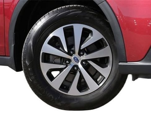 Used 2022 Subaru Outback Premium image 7