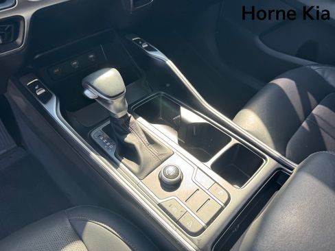 Certified 2022 Kia Sorento S w/ Panoramic Sunroof Package FWD image 23