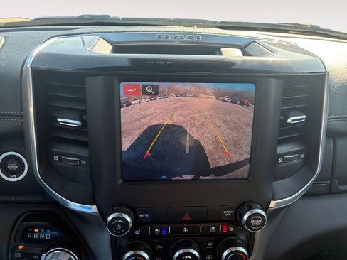 Used 2022 RAM 1500 Laramie AWD/4WD image 8