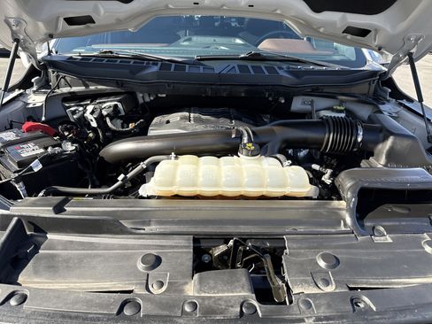 Used 2021 Ford F150 Lariat w/ Equipment Group 502A High image 28