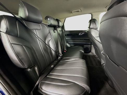 Used 2025 Genesis GV80 2.5T Standard image 16