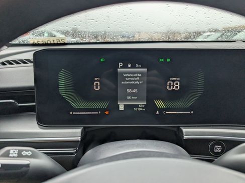 Used 2025 Kia K5 GT-Line w/ GT-Line Premium Package image 17