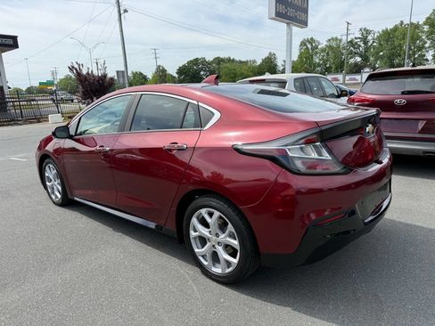 Used 2017 Chevrolet Volt Premier w/ Driver Confidence II Package image 6
