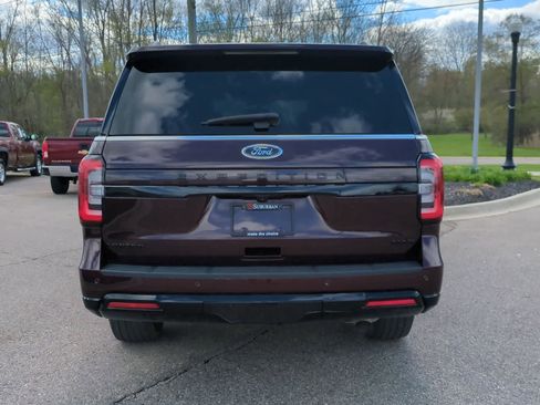 Used 2024 Ford Expedition Max Limited AWD/4WD image 7