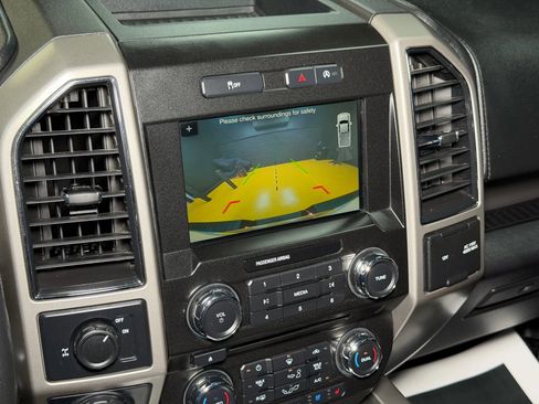 Used 2017 Ford F150 Lariat image 42