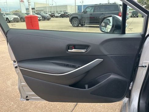 Certified 2025 Toyota Corolla SE image 8