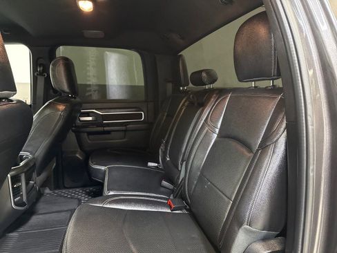 Used 2024 RAM 3500 Big Horn w/ Night Edition image 38