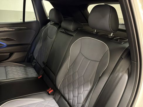 Certified 2026 Volkswagen Tiguan SEL R-Line image 21