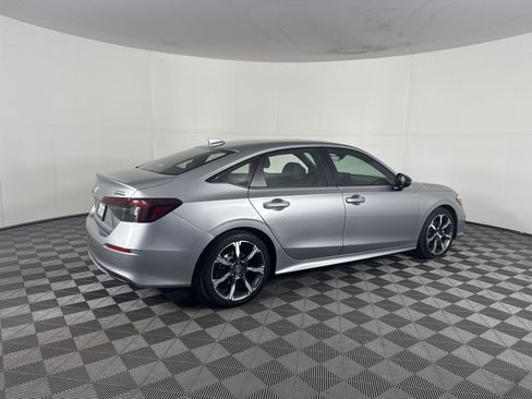 Certified 2025 Honda Civic Sport Touring image 4