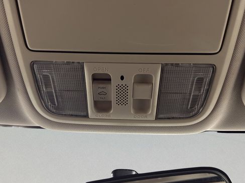 Used 2012 Honda CR-V EX image 31