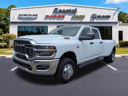 New 2026 RAM 3500 Tradesman AWD/4WD image 7