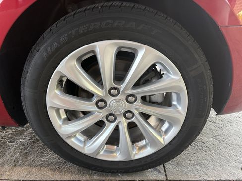 Used 2014 Buick LaCrosse Leather FWD image 10