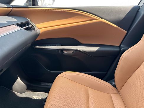 Certified 2025 Lexus RX 350 Premium Plus w/ Accessory Package (Z1) FWD image 24