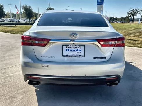 Used 2017 Toyota Avalon Touring image 6