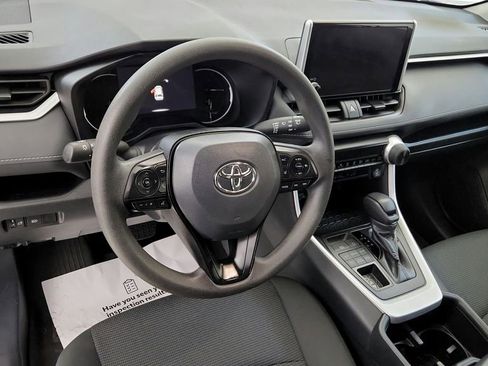 Used 2024 Toyota RAV4 LE AWD/4WD image 12