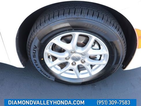 Used 2022 Chrysler Pacifica Touring-L image 27