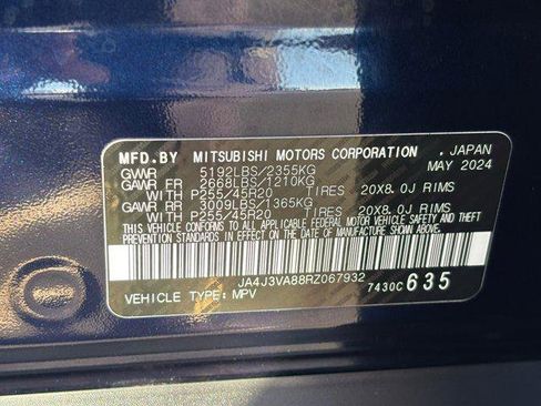 Used 2024 Mitsubishi Outlander SE image 32