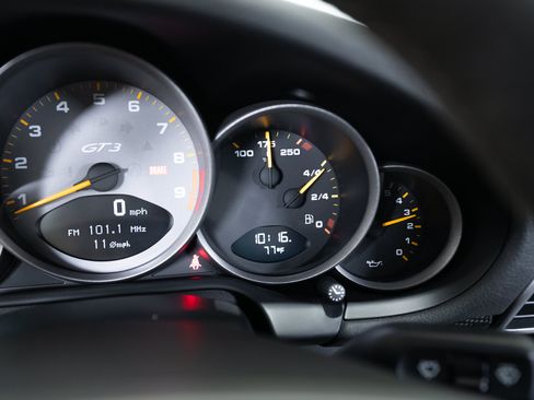 Used 2011 Porsche 911 GT3 RS RWD image 78