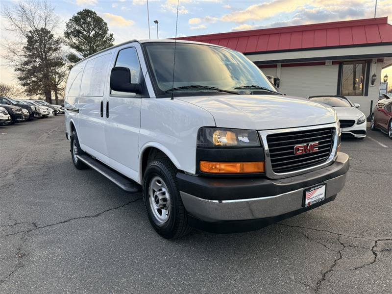 Used 2019 GMC Savana 2500 w/ Driver Convenience Package RWD image 3