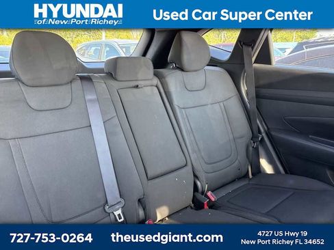 Used 2025 Hyundai Tucson SE image 8
