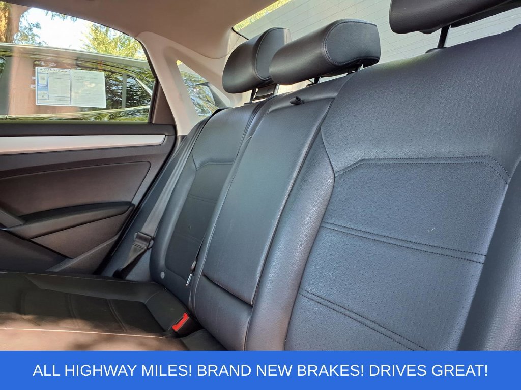 Used 2013 Volkswagen Passat 2.5 SE FWD image 7