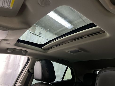 Used 2020 Buick Encore Preferred w/ Safety Package image 27